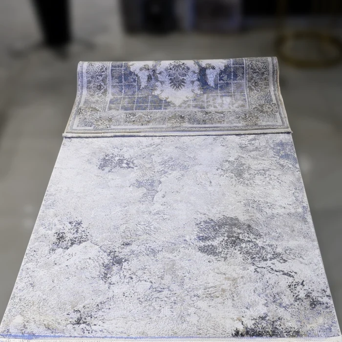 HOLIN Rug